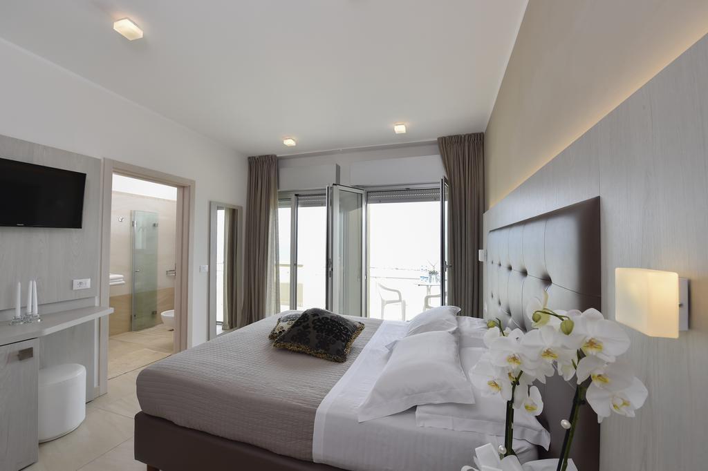 Hotel Globus Bellaria-Igea Marina Ngoại thất bức ảnh